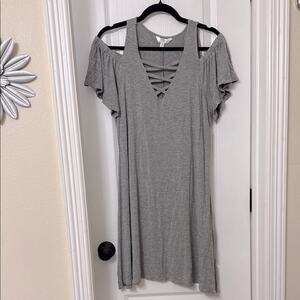 Harmony & Havoc gray crisscross V-neck cold shoulder dress L